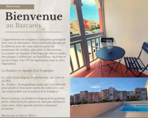 Superbe studio rénové avec piscine et vue marina
